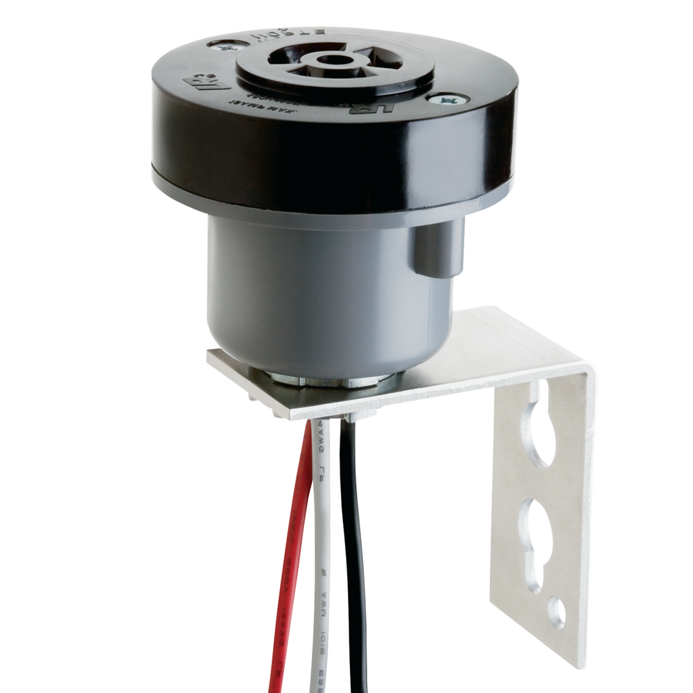 Locking Type Receptacle, 3-Pin, C136.10 Compliant, with Pole Mounting Bracket