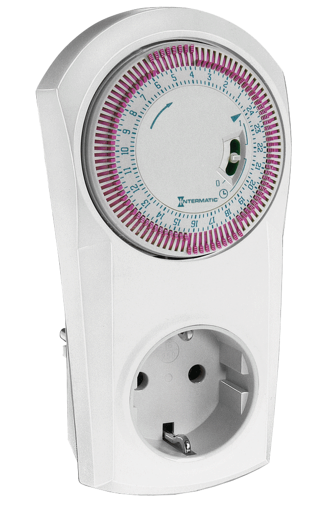 Plug-in timer, Electromechanical Synchronous clock with Manual Override, 24-Hour, 220-240 VAC, 50 Hz, 15 minute Intervals, 16 A, SPDT, E style plug with enhanced child protection - PT 200 E 180