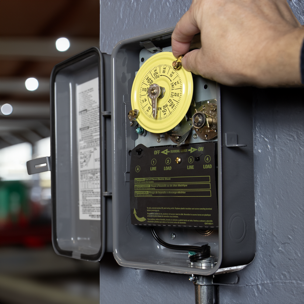 24-Hour Mechanical Time Switch with Skip-a-Day, 120 VAC, 60Hz, DPST, Outdoor Metal Enclosure, 1 Hour Interval